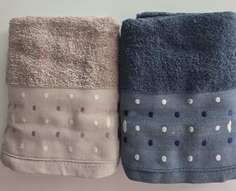 Ręcznik 50×90 kropki